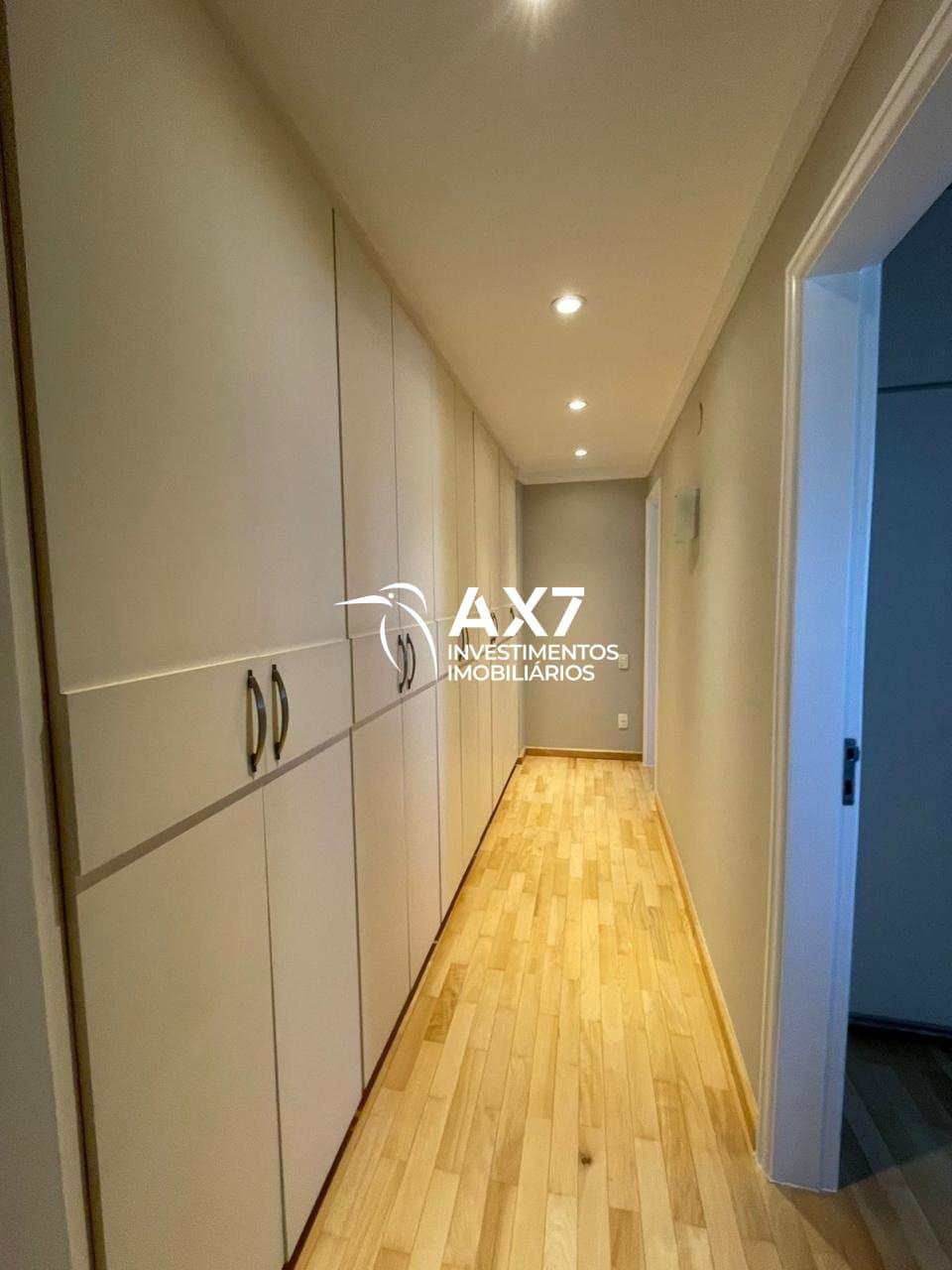 Imagem da propriedade AX9908 24